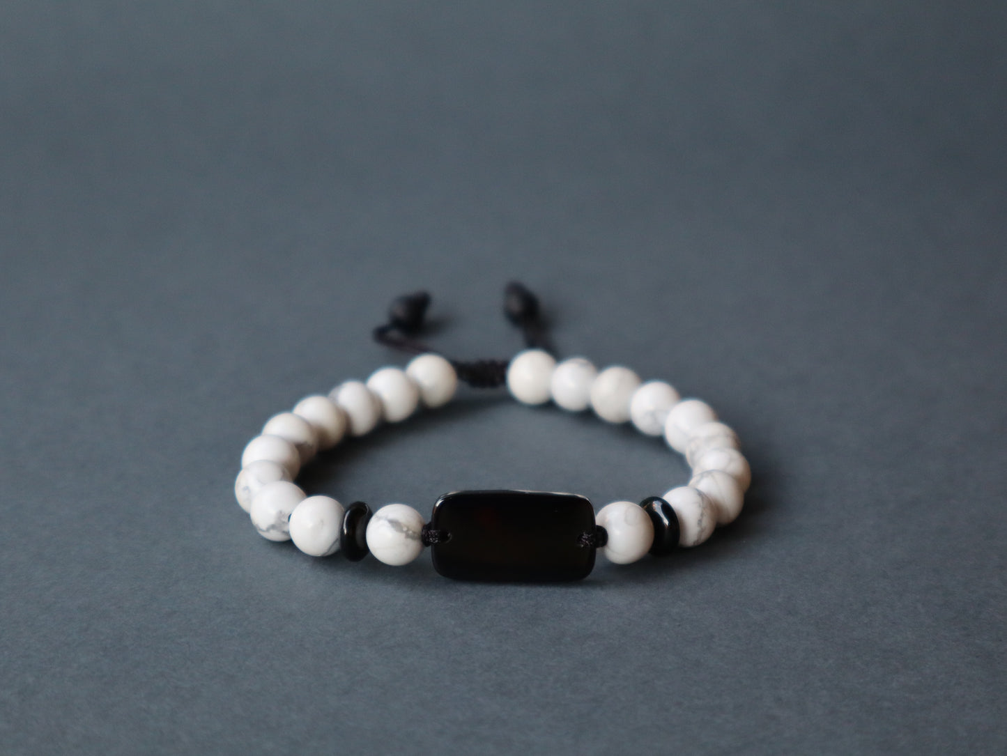 Howlite & Black Onyx Emotional & Physical Strenghth Bracelet
