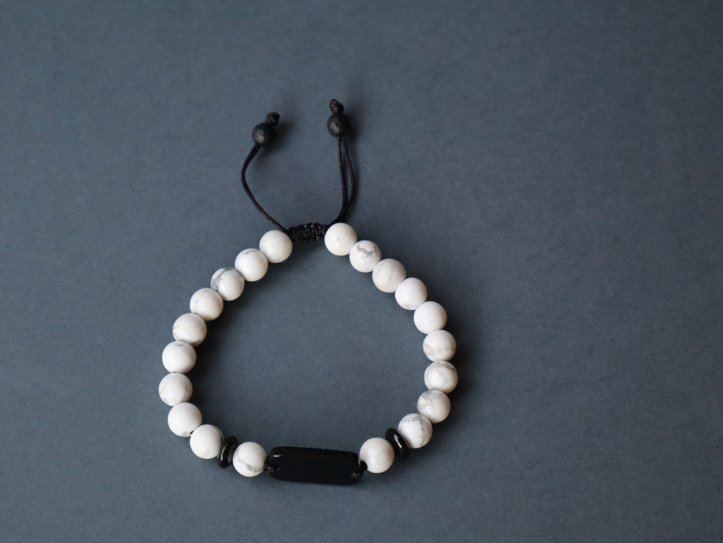 Howlite & Black Onyx Emotional & Physical Strenghth Bracelet