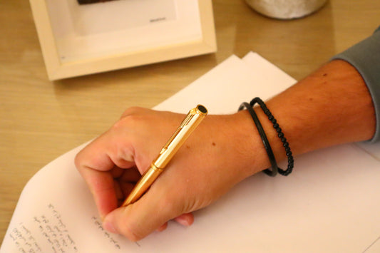 مجموعة أساور الهاوليت والأونيكس المهدئة والحماية